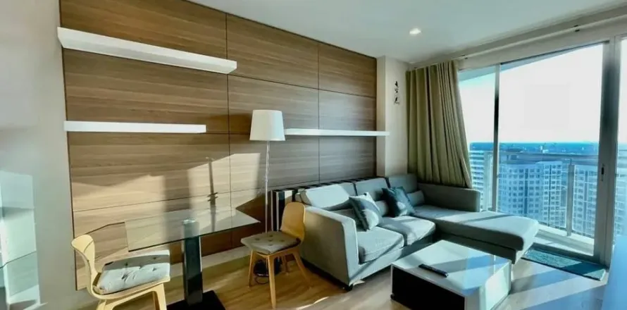 Studio in the Condo in Watthana, Bangkok, Thailand № 161940