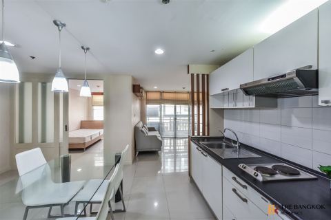 Condo in Bangkok, Thailand, 2 bedrooms № 185499 - photo 5
