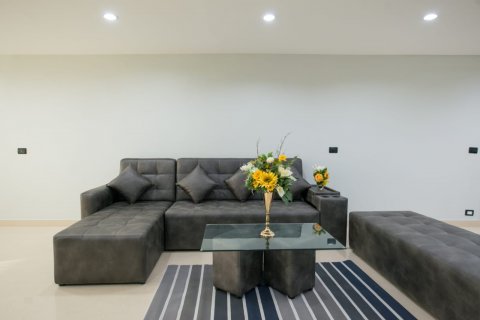 Condominio de 3 dormitorios en Bangkok, Tailandia № 65876 - foto 4