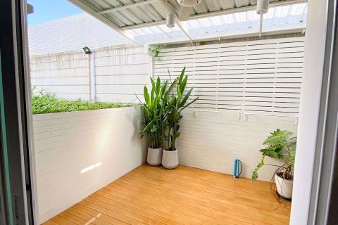 Casa de 3 dormitorios en Suan Luang, Bangkok, Tailandia № 113647 - foto 7