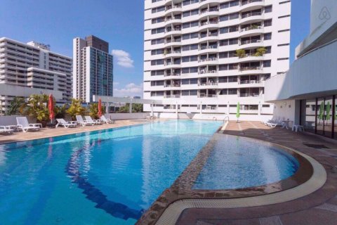 Condominio de 2 dormitorios en Watthana, Bangkok, Tailandia № 113649 - foto 6