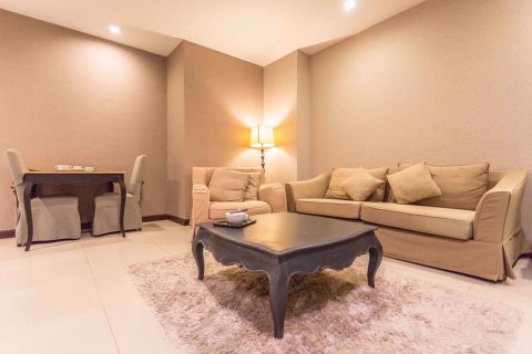 Condominio de 1 dormitorio en Watthana, Bangkok, Tailandia № 113648 - foto 2