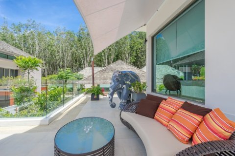 Casa de 3 dormitorios en Bang Tao, Tailandia № 161072 - foto 5
