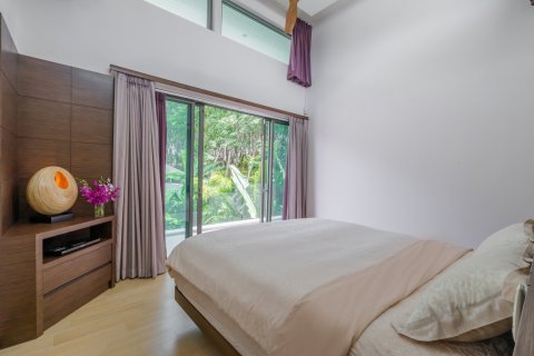 Casa de 3 dormitorios en Bang Tao, Tailandia № 161072 - foto 18