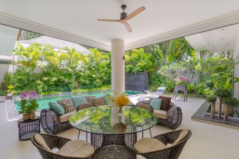 Casa de 3 dormitorios en Bang Tao, Tailandia № 161072 - foto 3