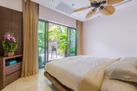 Casa de 3 dormitorios en Bang Tao, Tailandia № 161072 - foto 16