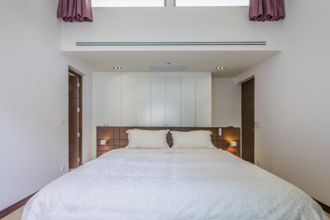 Casa de 3 dormitorios en Bang Tao, Tailandia № 161072 - foto 20