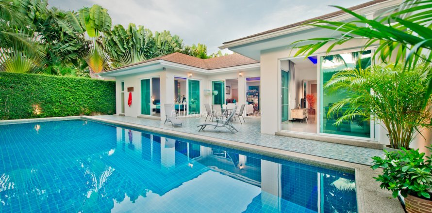 Casa de 3 dormitorios en Bang Lamung, Tailandia № 202277