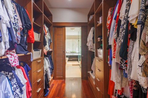 Casa de 5 dormitorios en Bang Tao, Tailandia № 202275 - foto 22