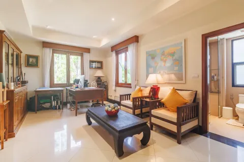 Casa de 5 dormitorios en Bang Tao, Tailandia № 202275 - foto 5