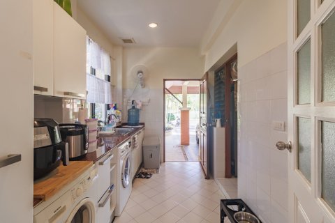 Casa de 5 dormitorios en Bang Tao, Tailandia № 202275 - foto 12