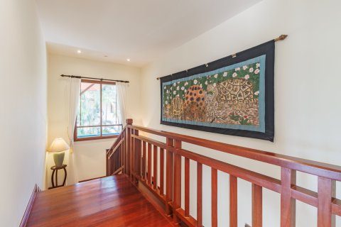 Casa de 5 dormitorios en Bang Tao, Tailandia № 202275 - foto 19