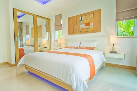 Casa de 3 dormitorios en Bang Lamung, Tailandia № 202276 - foto 24