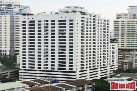Apartamento de 2 dormitorios en Bangkok, Tailandia № 202679 - foto 4