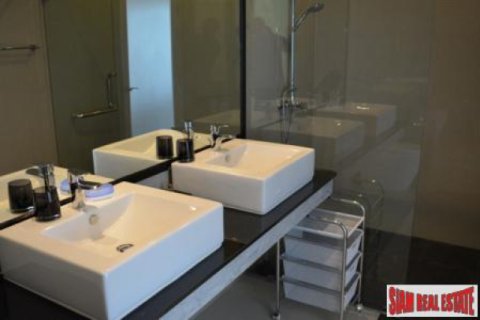 Ático de 2 dormitorios en Ko Lanta Yai, Tailandia № 202678 - foto 2