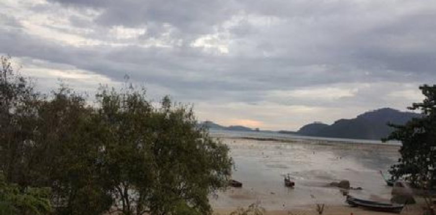 Terreno 2400 m2 en Rawai, Tailandia № 202674