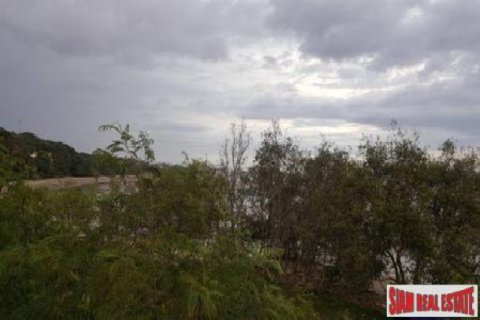 Terreno 2400 m2 en Rawai, Tailandia № 202674 - foto 4