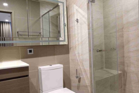 Condominio de 2 dormitorios en Bangkok, Tailandia № 183126 - foto 17