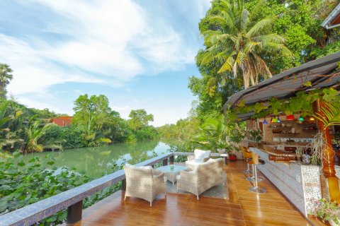 Villa in Rayong, Thailand 9 Schlafzimmer № 138864 - Foto 11