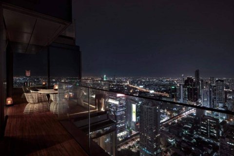 Ático de 2 dormitorios en Bangkok, Tailandia № 180449 - foto 12