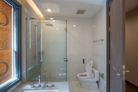 Condominio de 4 dormitorios en Bangkok, Tailandia № 180446 - foto 11