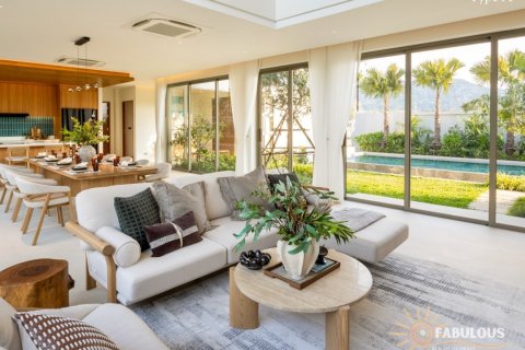 Chalet de 4 dormitorios en Bang Tao, Tailandia № 179228 - foto 7