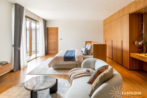 Chalet de 4 dormitorios en Bang Tao, Tailandia № 179228 - foto 6