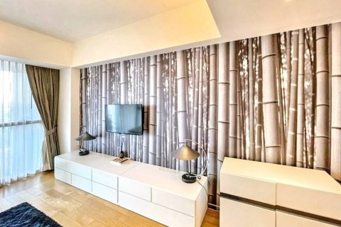 Condo in Bangkok, Thailand, 2 bedrooms № 119026 - photo 5