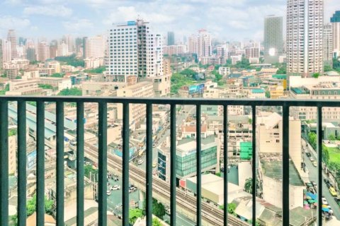 Condominio de 1 dormitorio en Khlong Toei, Bangkok, Tailandia № 119029 - foto 9