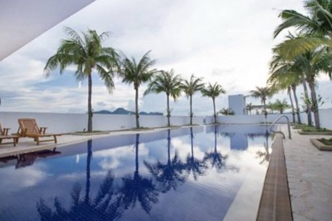 Condominio de 4 dormitorios en Hua Hin, Tailandia № 119027