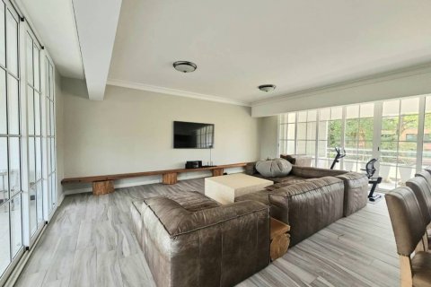 Condominio de 4 dormitorios en Hua Hin, Tailandia № 119027 - foto 3
