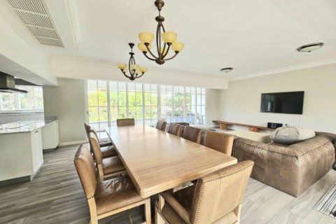 Condominio de 4 dormitorios en Hua Hin, Tailandia № 119027 - foto 5