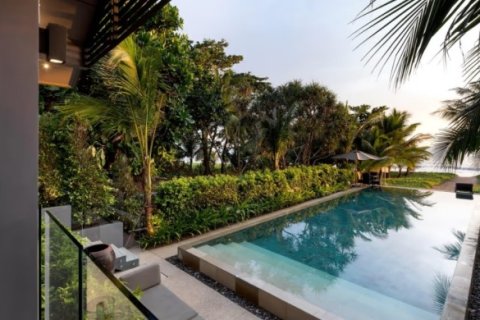 Chalet de 4 dormitorios en Phang Nga, Tailandia № 191174 - foto 3