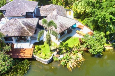 Chalet de 5 dormitorios en Surin Beach, Tailandia № 191170 - foto 27