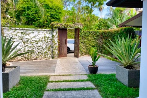 Chalet de 5 dormitorios en Surin Beach, Tailandia № 191170 - foto 5