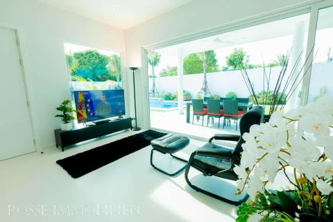 Chalet de 2 dormitorios en Hua Hin, Tailandia № 166490 - foto 30
