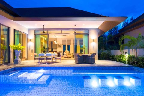 Chalet de 3 dormitorios en Hua Hin, Tailandia № 166604 - foto 27