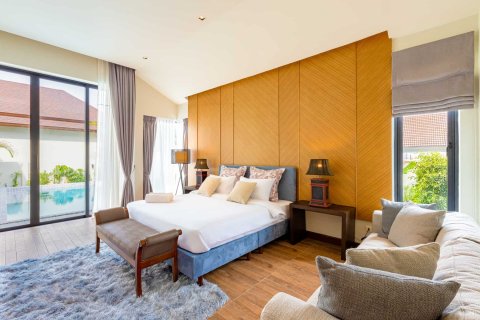 Chalet de 3 dormitorios en Hua Hin, Tailandia № 166604 - foto 5