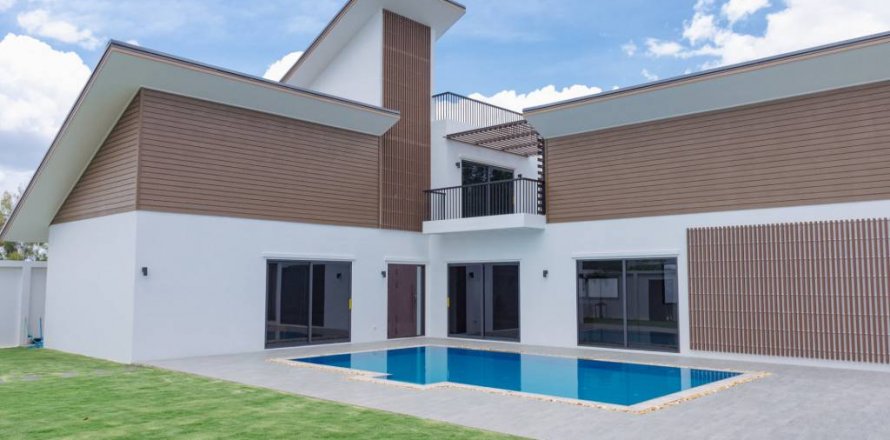 Casa de 3 dormitorios en Hua Hin, Tailandia № 135180