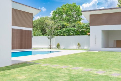 Casa de 3 dormitorios en Hua Hin, Tailandia № 135180 - foto 7