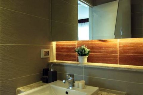 Condominio de 1 dormitorio en Pattaya, Tailandia № 204140 - foto 8