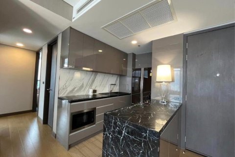 Condominio de 2 dormitorios en Watthana, Bangkok, Tailandia № 205309 - foto 7