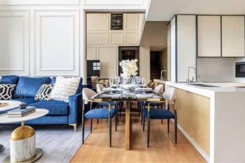 Condominio de 2 dormitorios en Khlong Toei, Bangkok, Tailandia № 205311 - foto 9