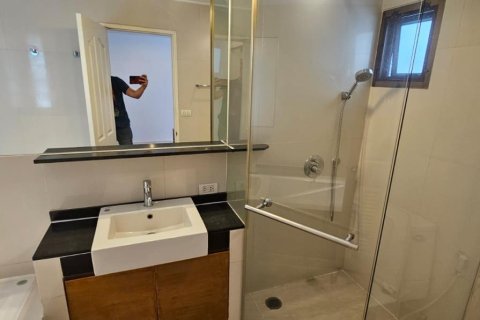 Condominio de 3 dormitorios en Watthana, Bangkok, Tailandia № 205310 - foto 9