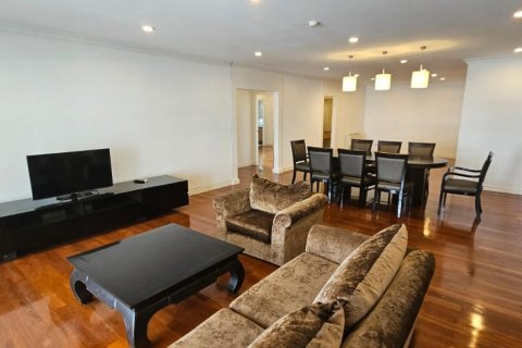 Eigentumswohnung in Watthana, Bangkok, Thailand, 3 Schlafzimmer  № 205310