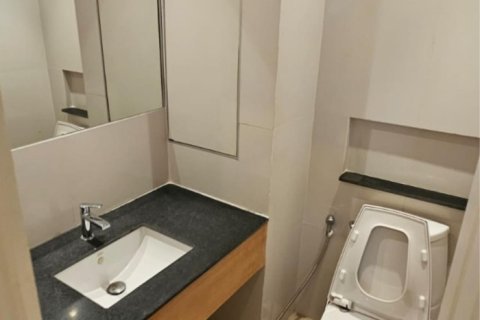 Condominio de 3 dormitorios en Watthana, Bangkok, Tailandia № 205310 - foto 4
