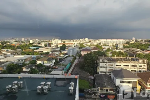 Condominio de 2 dormitorios en Suan Luang, Bangkok, Tailandia № 205315 - foto 9