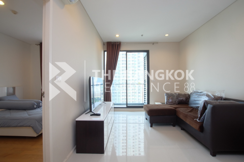 Condo in Bangkok, Thailand, 1 bedroom  № 185092 - photo 2