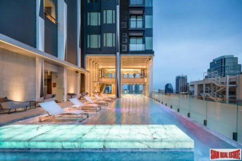 Apartamento de 2 dormitorios en Bangkok, Tailandia № 202890 - foto 5