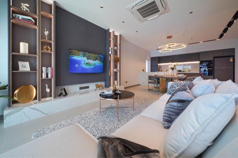 Casa de 5 dormitorios en Pattaya, Tailandia № 157717 - foto 14
